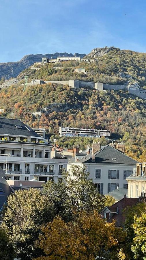 Cosy And Calm In Grenoble City Heart With Free And Large Parking Q-Park Chavant Dış mekan fotoğraf