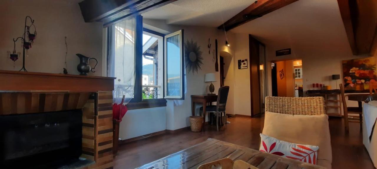 Cosy And Calm In Grenoble City Heart With Free And Large Parking Q-Park Chavant Dış mekan fotoğraf