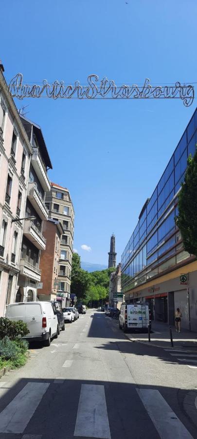 Cosy And Calm In Grenoble City Heart With Free And Large Parking Q-Park Chavant Dış mekan fotoğraf